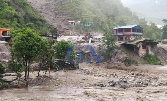 लगातारको वर्षाले पाहाडमा पहिरो, तीन दिनमा ५५ को मृत्यु, ३१ वेपत्ता