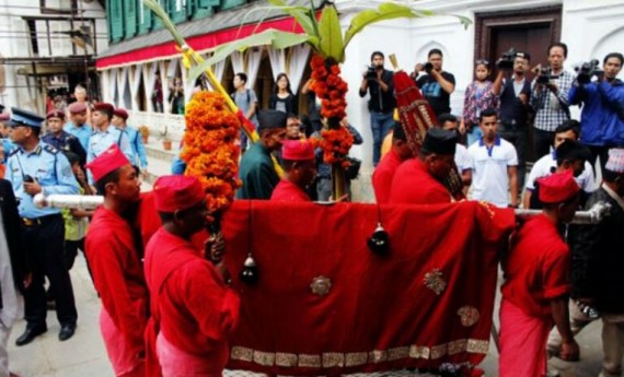 नवरात्रको सातौँ दिन,आज घरघरमा फूलपाती भित्र्याईँदै