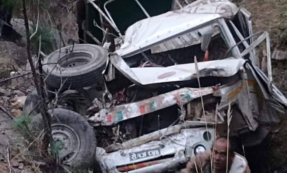 बैतडीमा जिप दुर्घटना हुँदा चार जना प्रहरीको मृत्यु,  नौ जना घाइते 