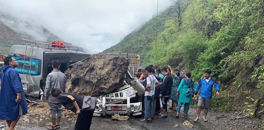 बाढीपहिरोमा मृत्यु हुनेको सङ्ख्या ३७ पुग्यो